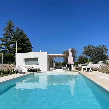Trulli Di Pone *